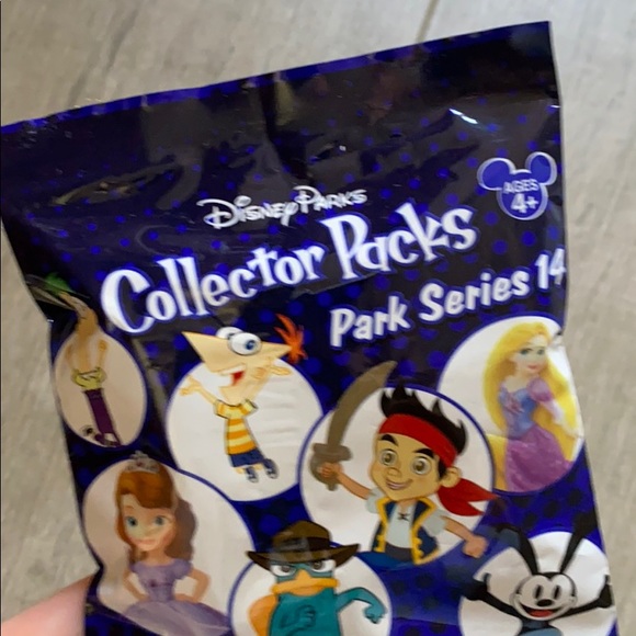COPY - COPY - Disney Parks Collector Packs Series… - Picture 2 of 4
